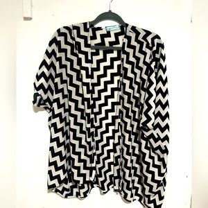 Chevron shawl/coverup